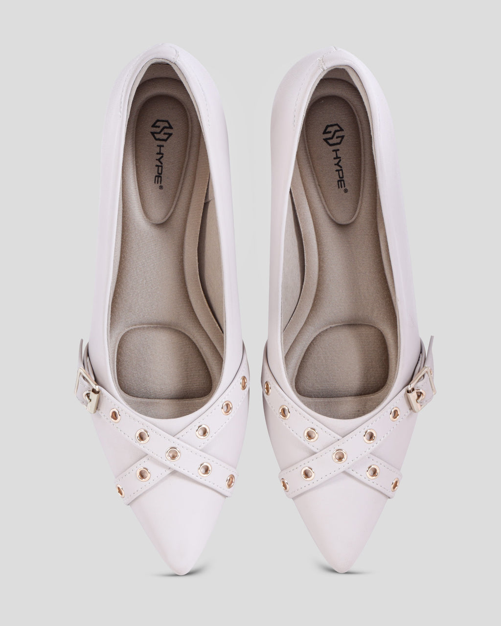 Harlow Pointed-toe Low Block Heel Pumps photo 1 - Ivory