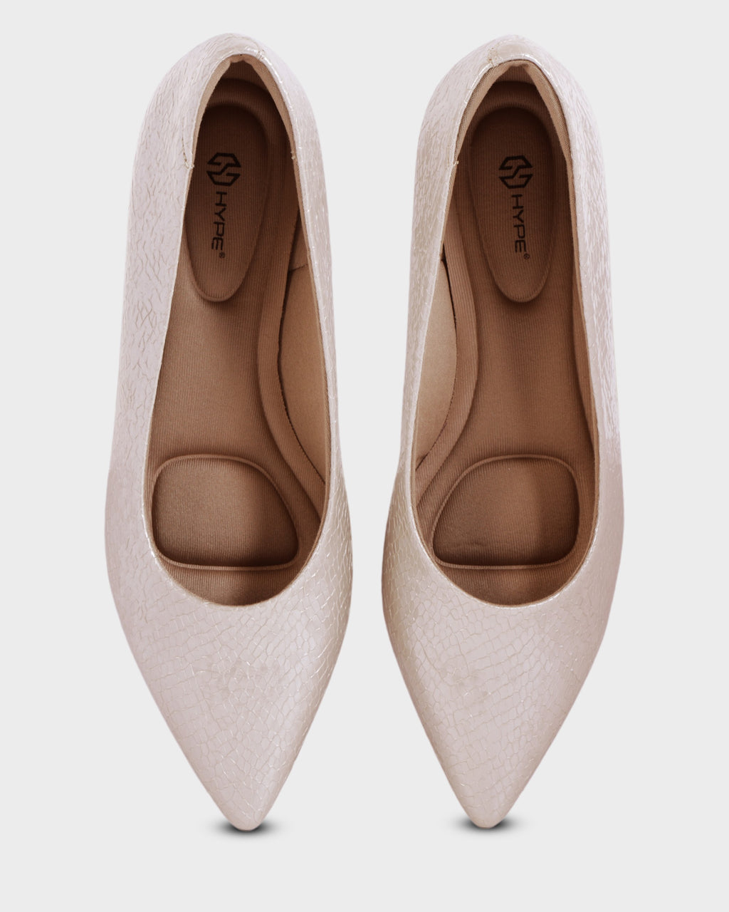 Juliet Pointed-toe Party Wear Bellies photo 1 - Gold