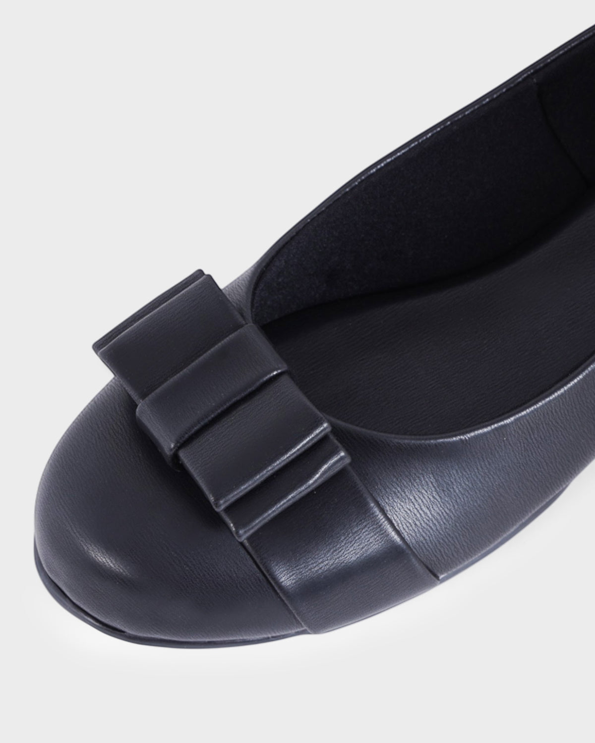 Sylvie Round-toe Flat Bellies photo 3 - Black