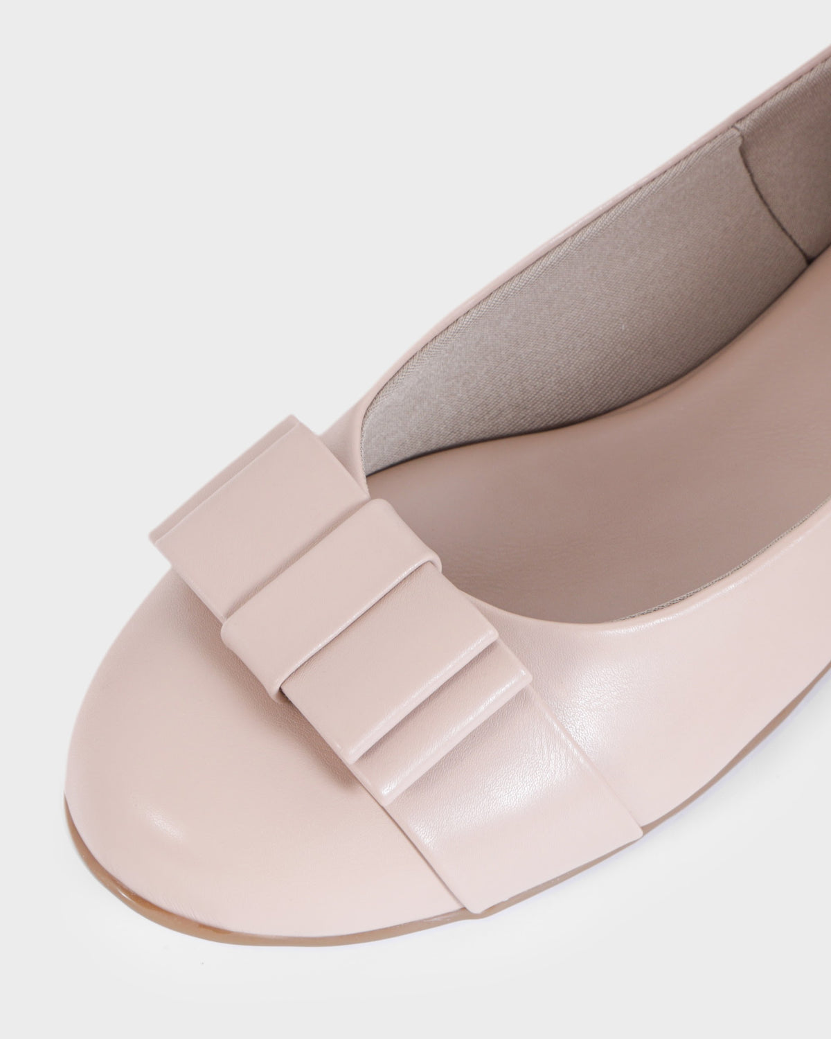 Sylvie Round-toe Flat Bellies photo 3 - Beige