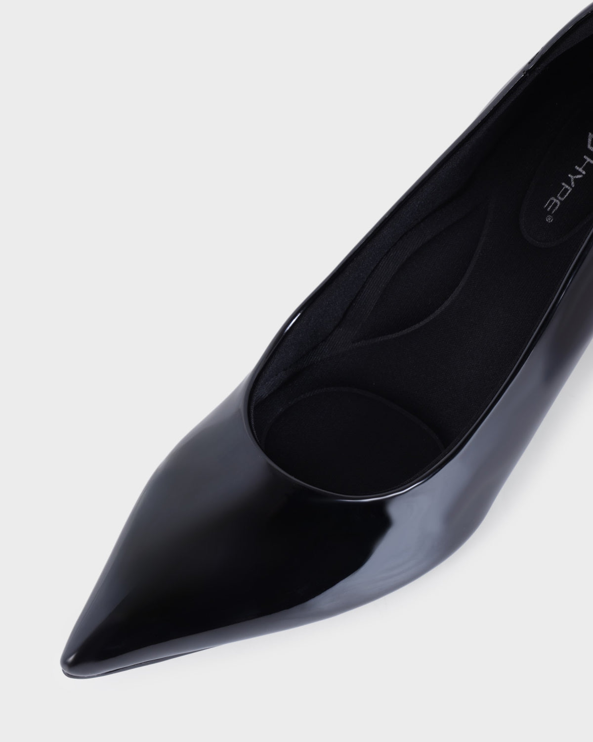 Reina Pointed-toe High Block Heels photo 3 - Black