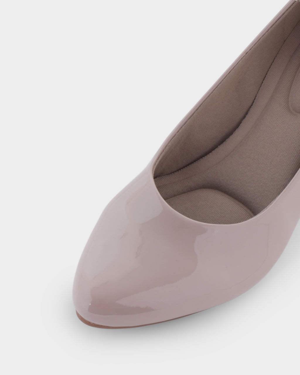Bianca Round-toe Block Heel Pumps photo 4 - Beige
