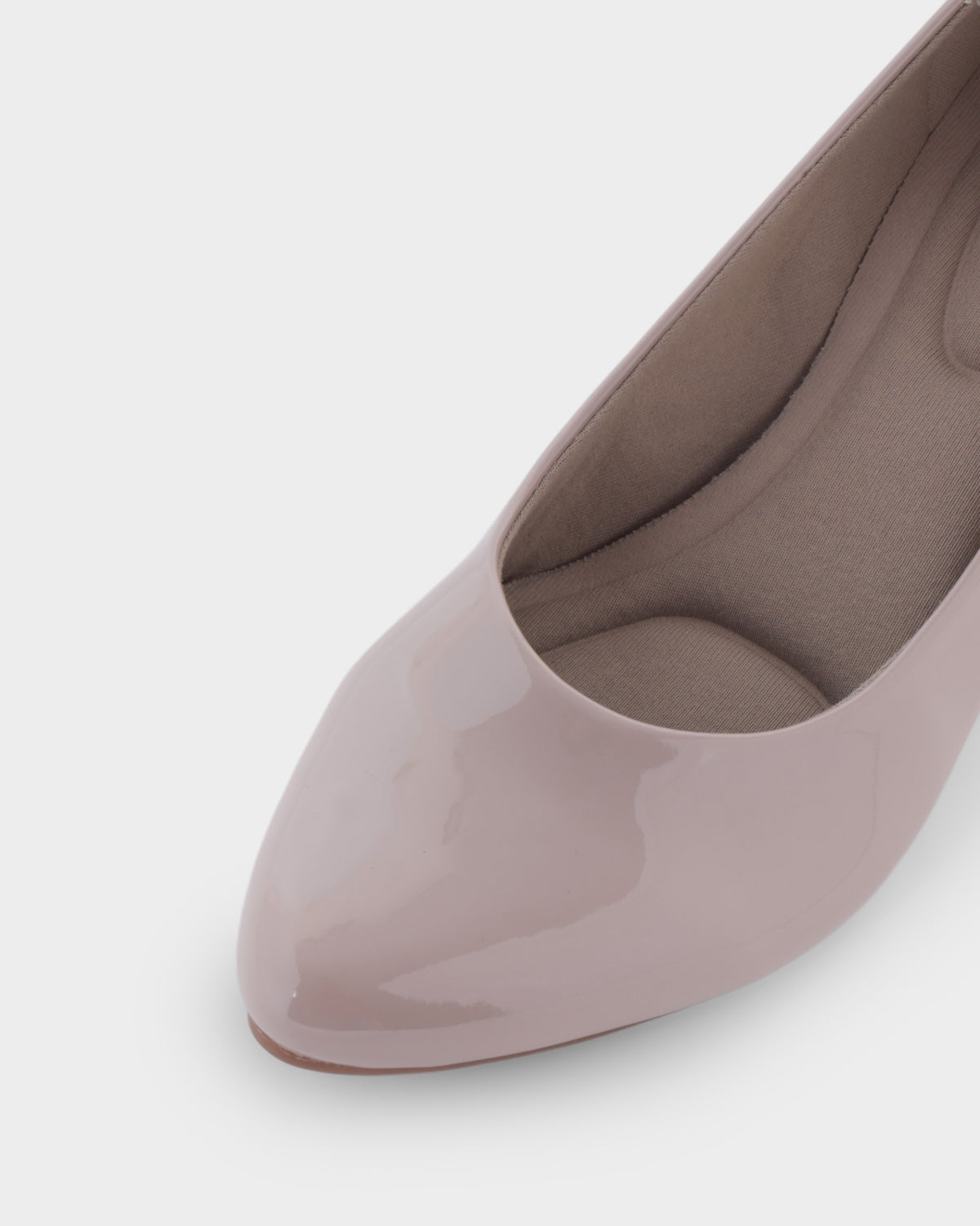 Bianca Round-toe Block Heel Pumps photo 4 - Beige