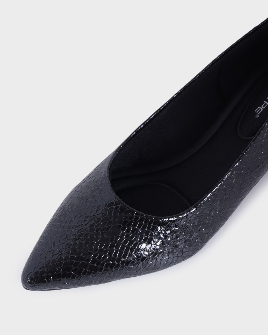 Juliet Pointed-toe Party Wear Bellies photo 3 - Black