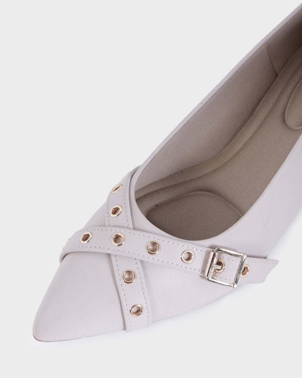 Harlow Pointed-toe Low Block Heel Pumps photo 3 - Ivory