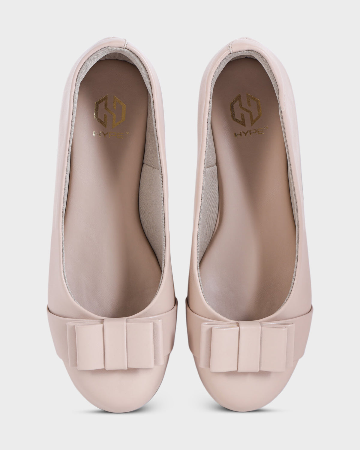Sylvie Round-toe Flat Bellies photo 1 - Beige