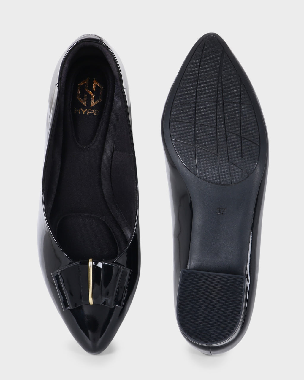 Rosette Bow Low Block Heel Pumps photo 5 - Black