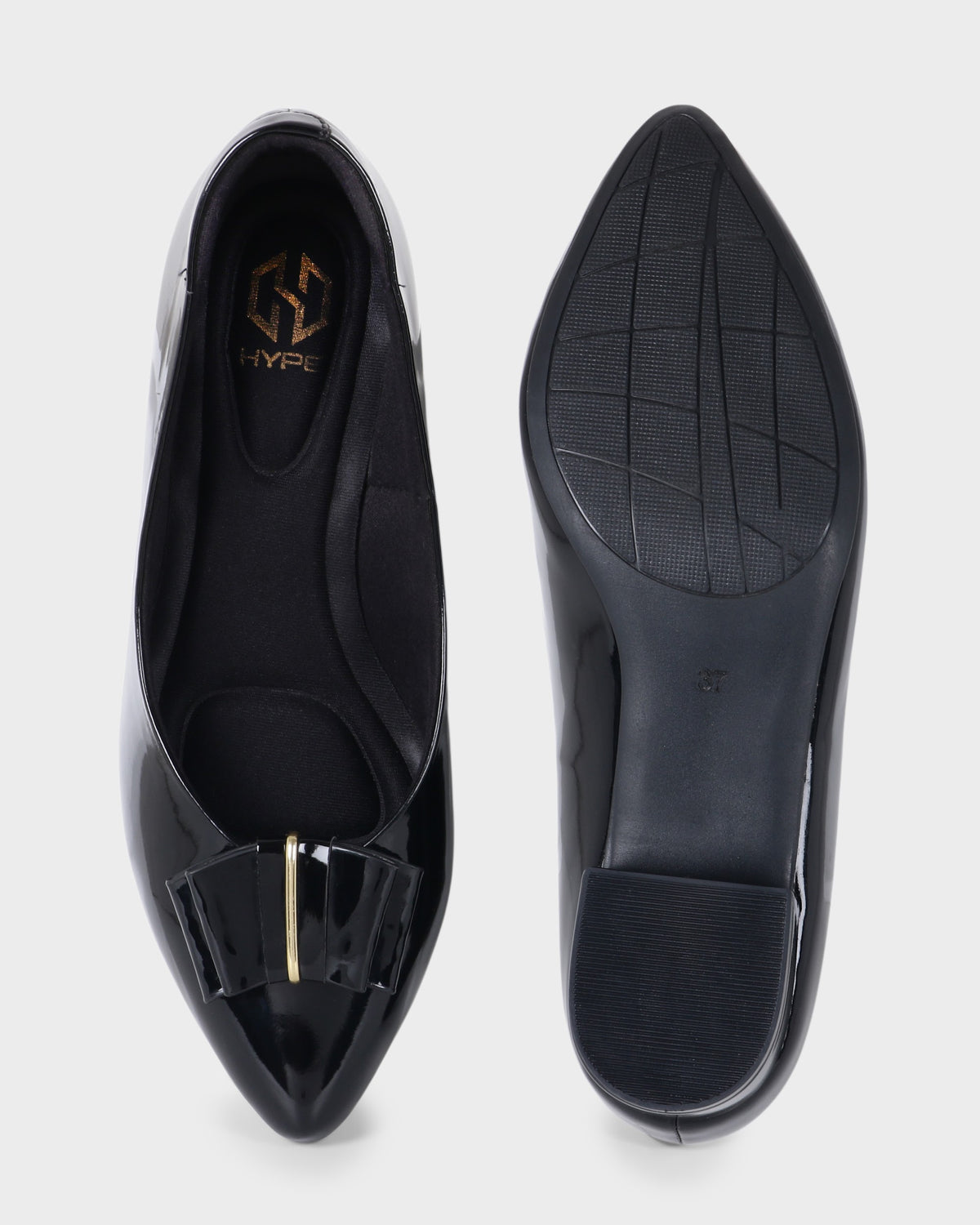 Rosette Bow Low Block Heel Pumps photo 5 - Black