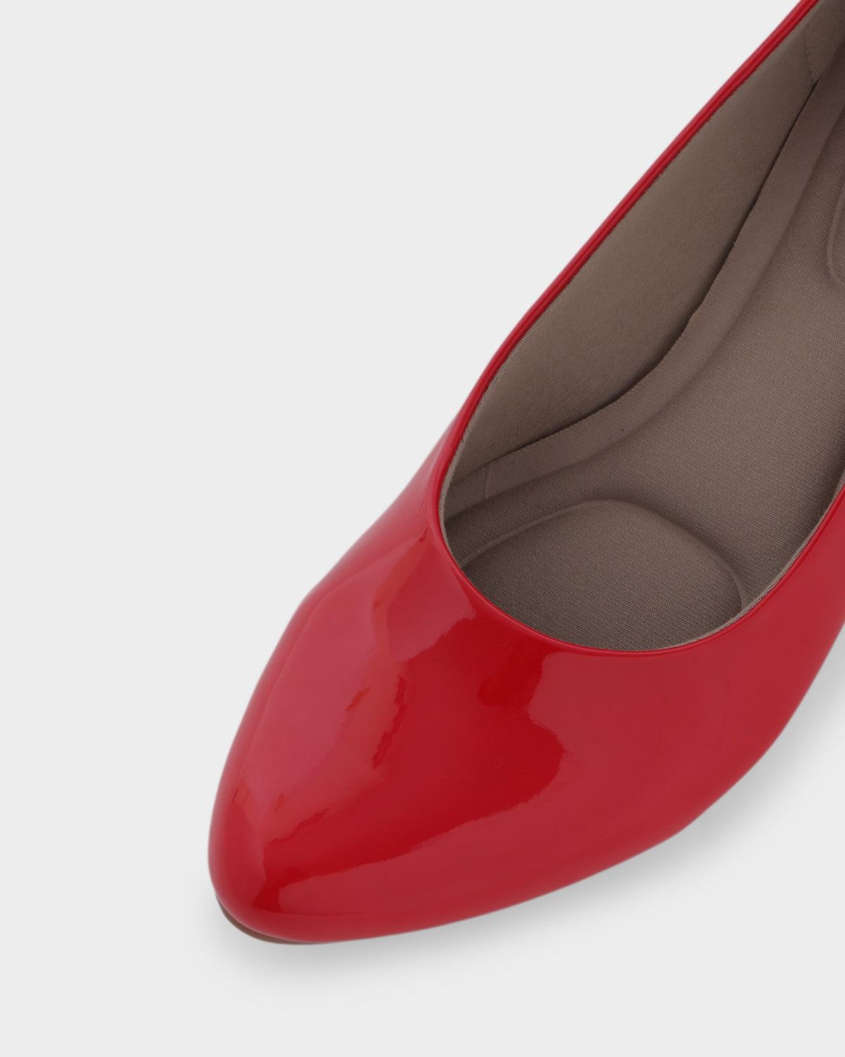 Bianca Round-toe Block Heel Pumps photo 3 - Red