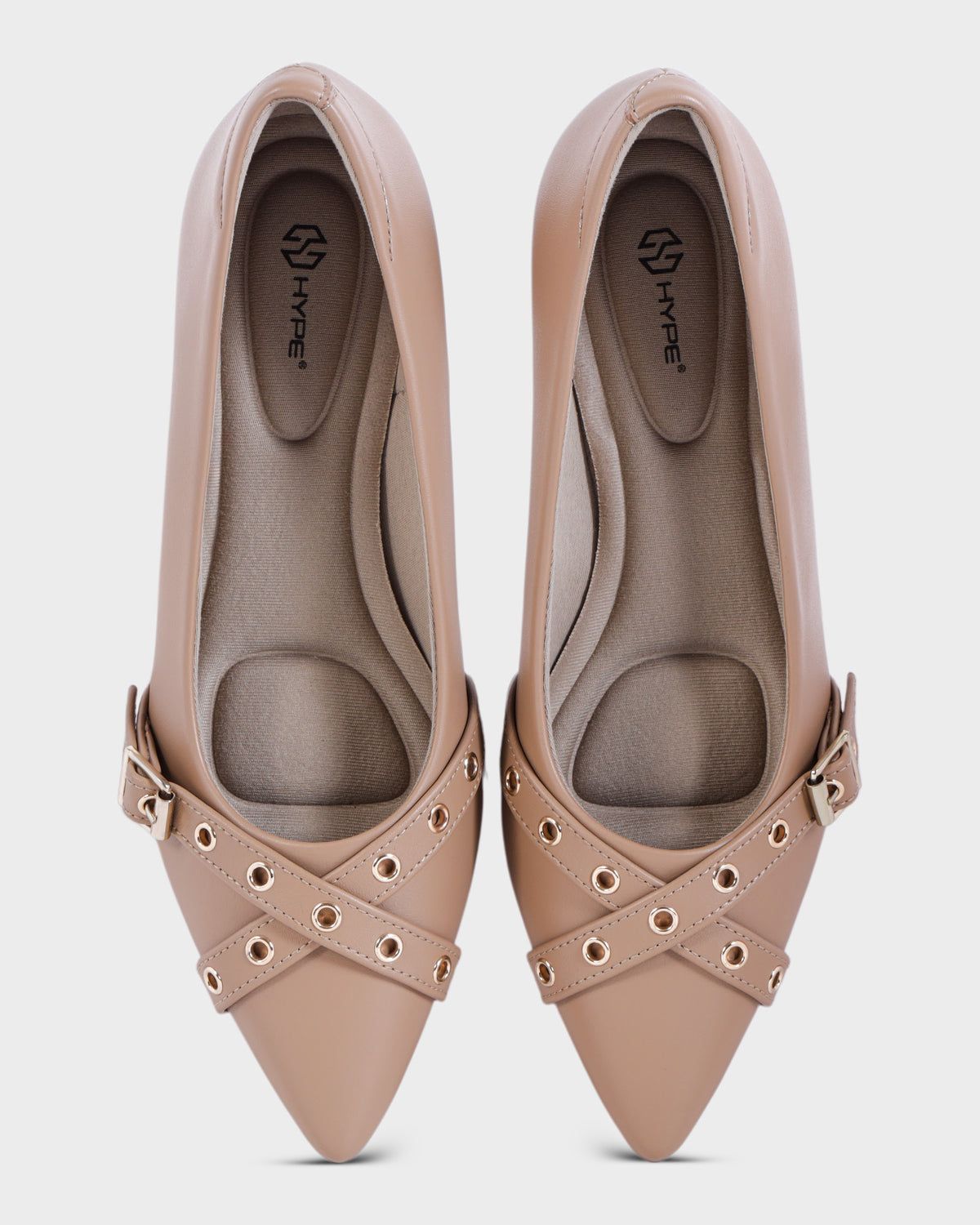 Harlow Pointed-toe Low Block Heel Pumps photo 1 - Beige