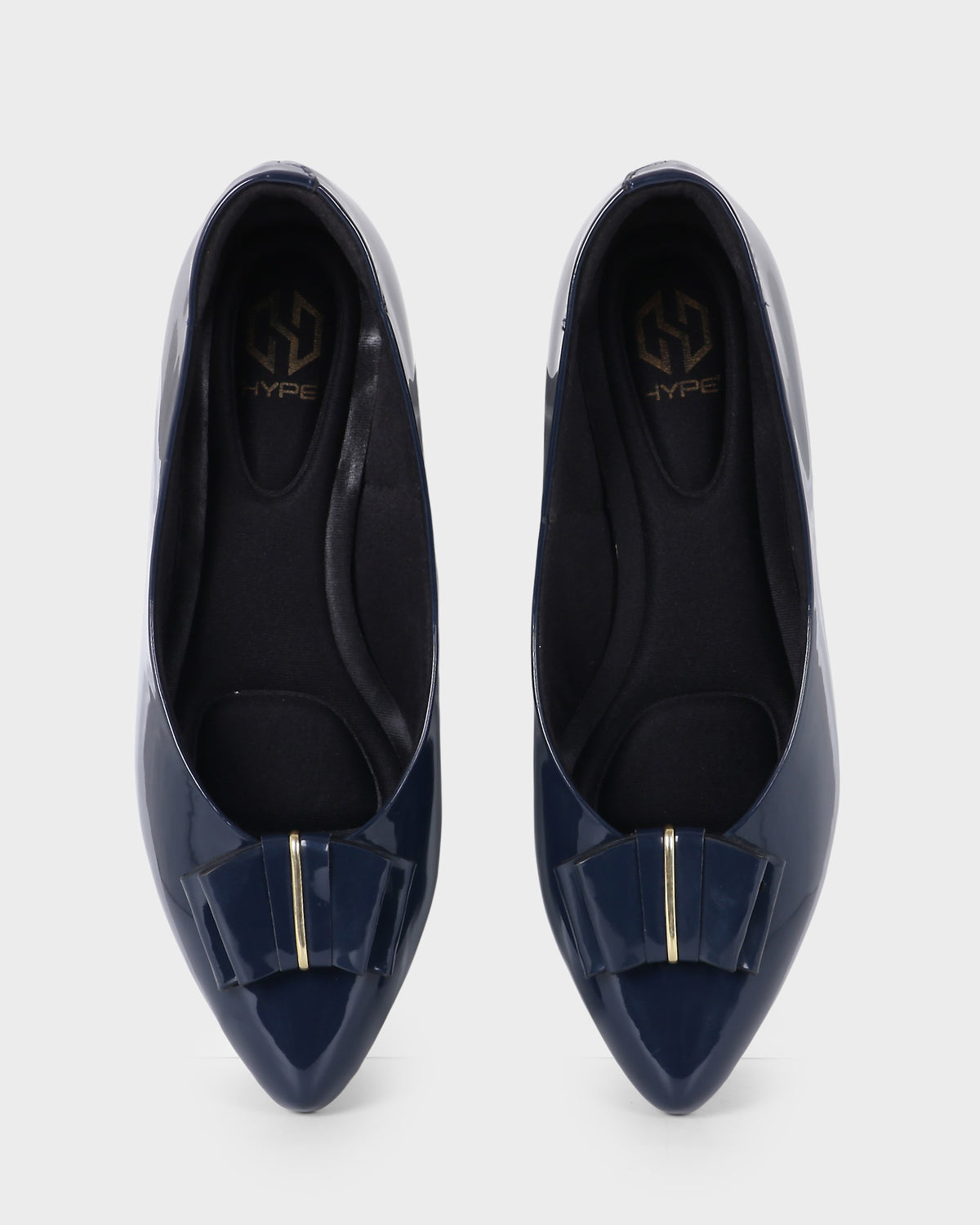 Rosette Bow Low Block Heel Pumps photo 4 - Blue